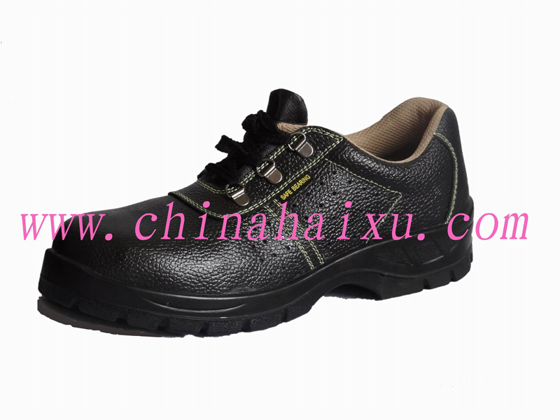 Cow Leather Embossed Black Safety Footwear