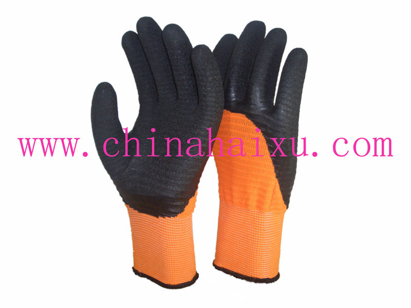 3-4-latex-coated-gloves-for-working-and-safety.jpg