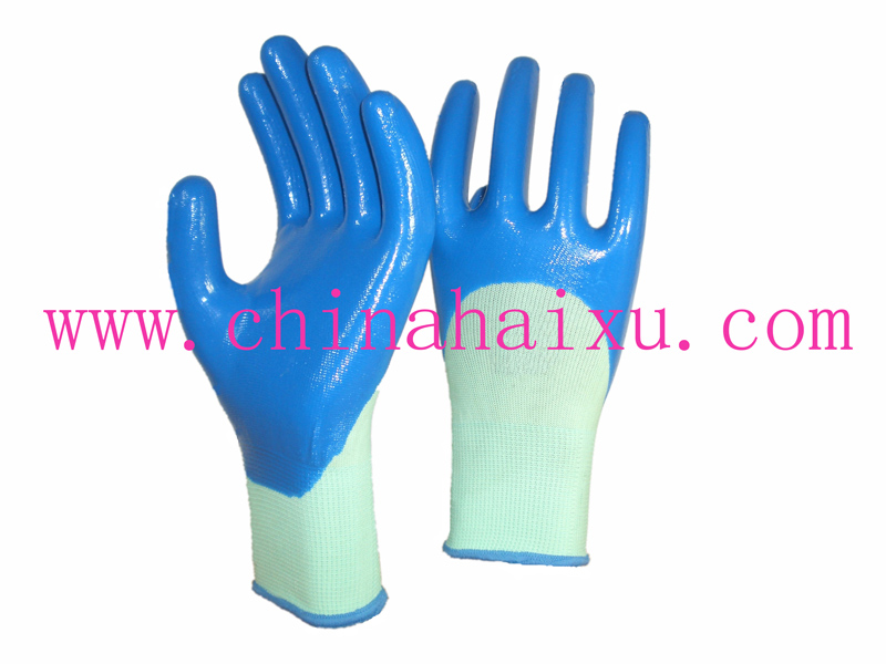High quality nitrile 3/4 coated protective gloves